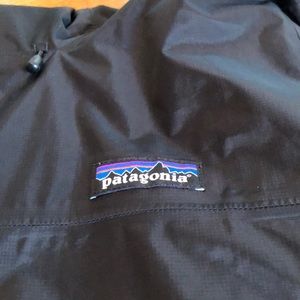 Patagonia raincoat (women’s)